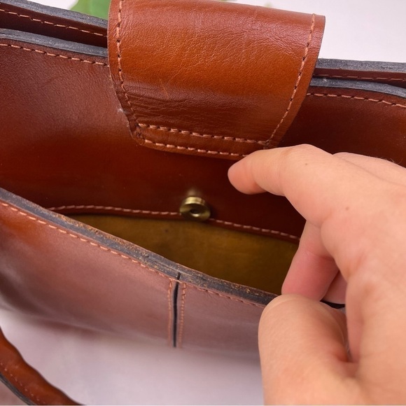 Patricia Nash Rosina Tan Tooled Leather Satchel Bag Floral Cutout Purse NWT - Picture 8 of 9